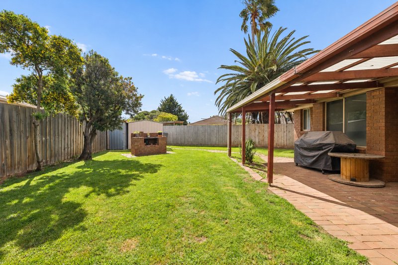 Photo - 5 Warbler Close, Werribee VIC 3030 - Image 14