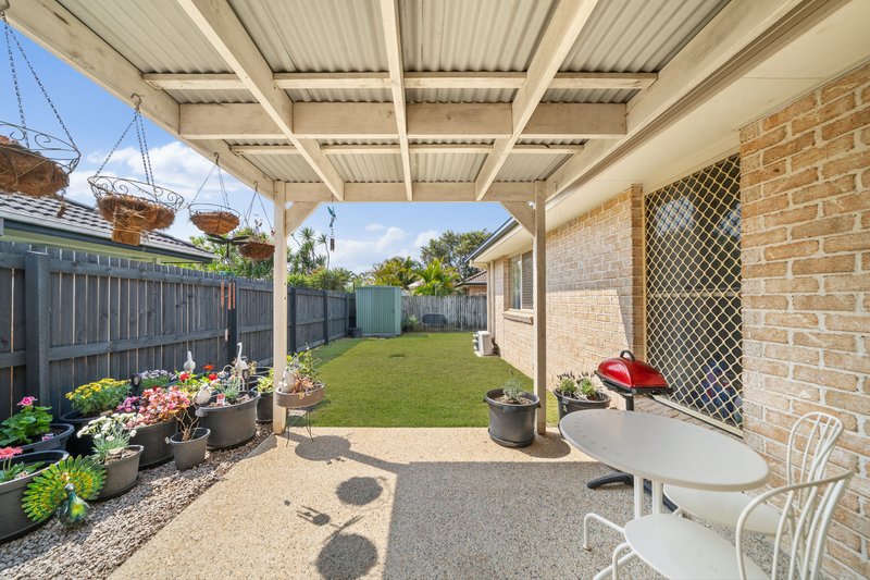 Photo - 5 Warburton Street, Murrumba Downs QLD 4503 - Image 12