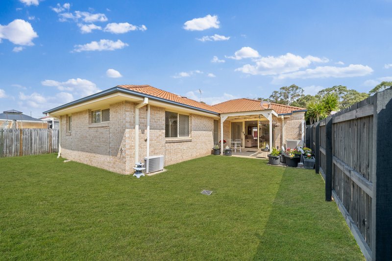 Photo - 5 Warburton Street, Murrumba Downs QLD 4503 - Image 13