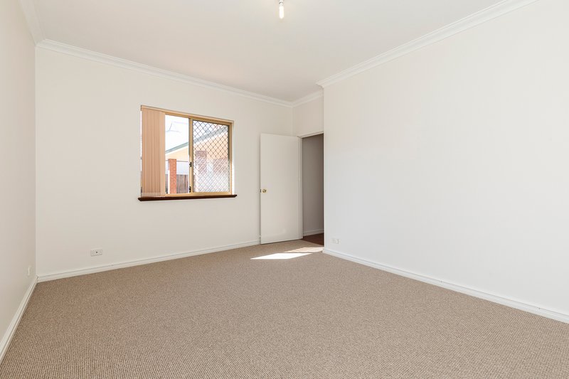 Photo - 5 Wareana Street, Menora WA 6050 - Image 35