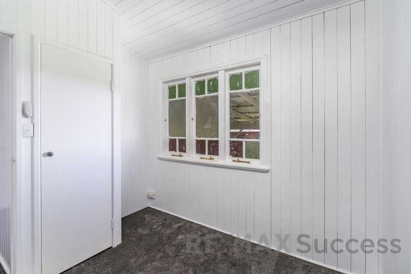 Photo - 5 Warwick Street, Harristown QLD 4350 - Image 6