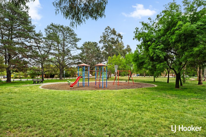 Photo - 5 Watchorn Close, Holt ACT 2615 - Image 10