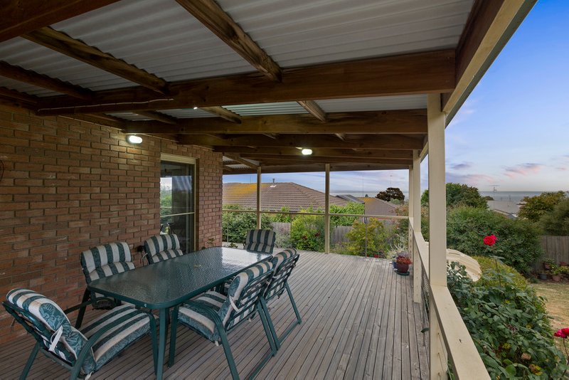 Photo - 5 Waterford Place, Clifton Springs VIC 3222 - Image 4