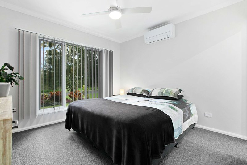 Photo - 5 Waterside Way, Eli Waters QLD 4655 - Image 13