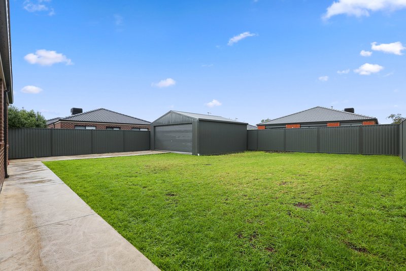 Photo - 5 Wathaurong Drive, Lara VIC 3212 - Image 11