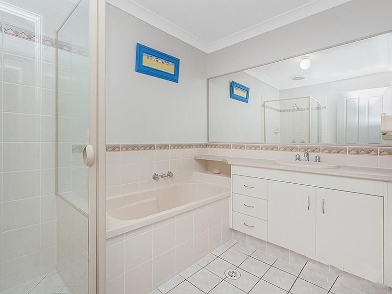 Photo - 5 Watson Place, Kuraby QLD 4112 - Image 15