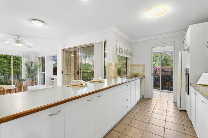 Photo - 5 Wedgetail Lane, Noosaville QLD 4566 - Image 4