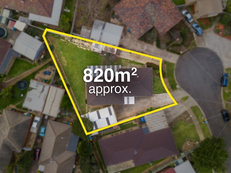 Photo - 5 Wellington Court, Werribee VIC 3030 - Image 2