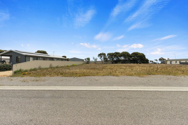 Photo - 5 Wellington Drive, Port Julia SA 5580 - Image 4