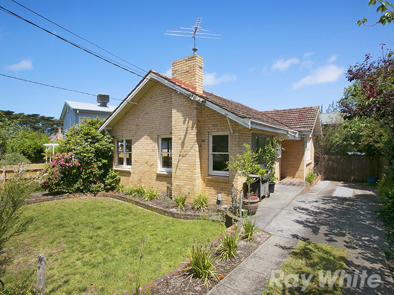 5 Wembley Avenue, Cheltenham VIC 3192