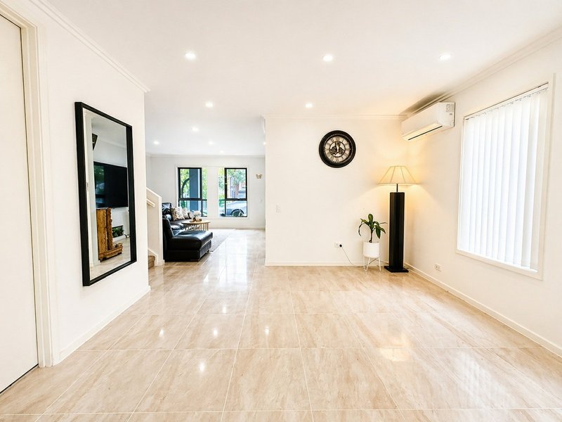 Photo - 5 Westringia Street, Bonnyrigg NSW 2177 - Image 14