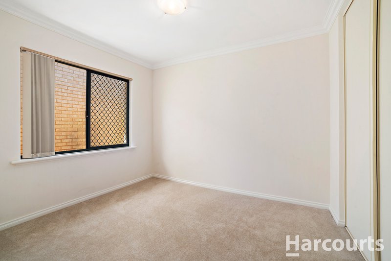 Photo - 5 Westringia Way, Wannanup WA 6210 - Image 8