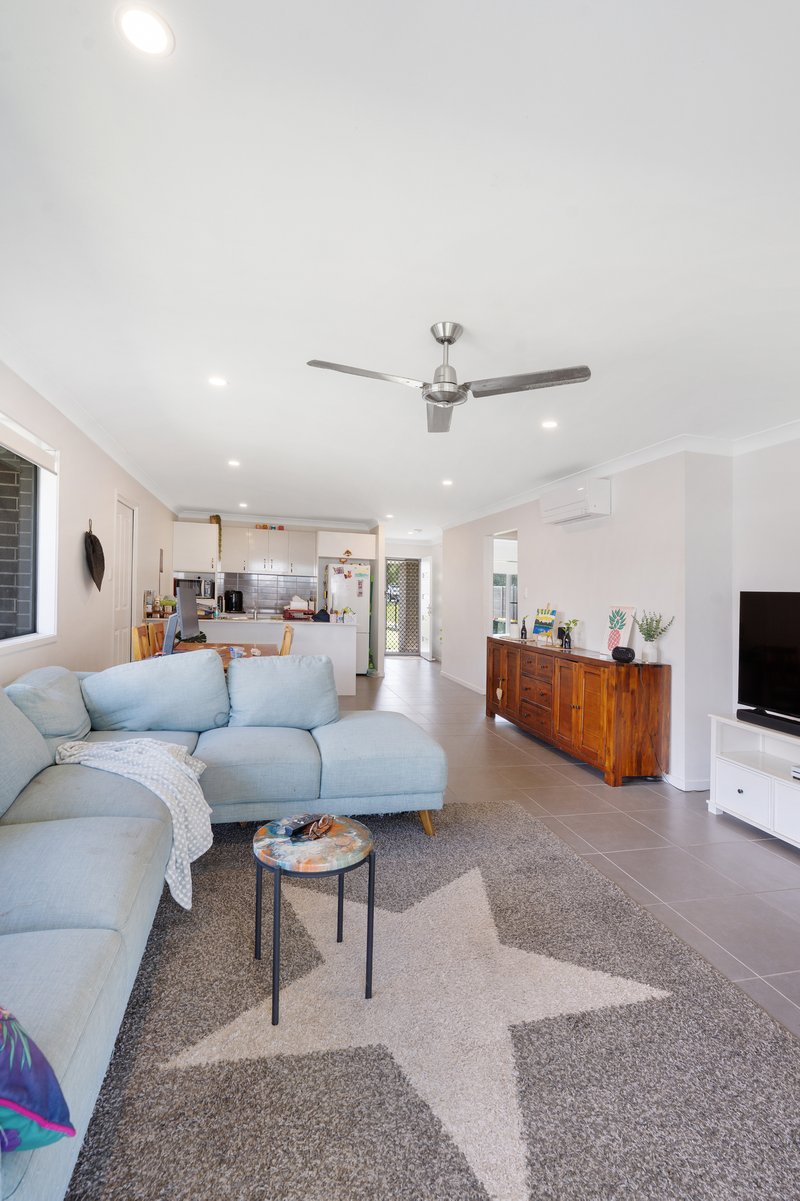 Photo - 5 Whitehaven Street, Burpengary QLD 4505 - Image 5