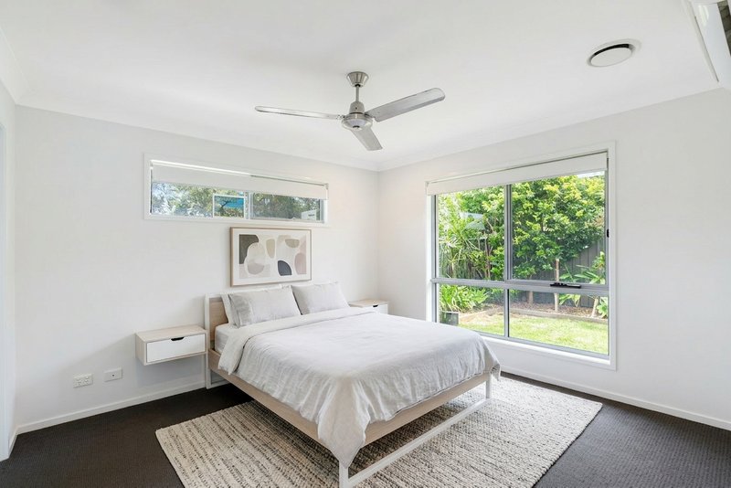 Photo - 5 Whitehaven Street, Burpengary QLD 4505 - Image 9