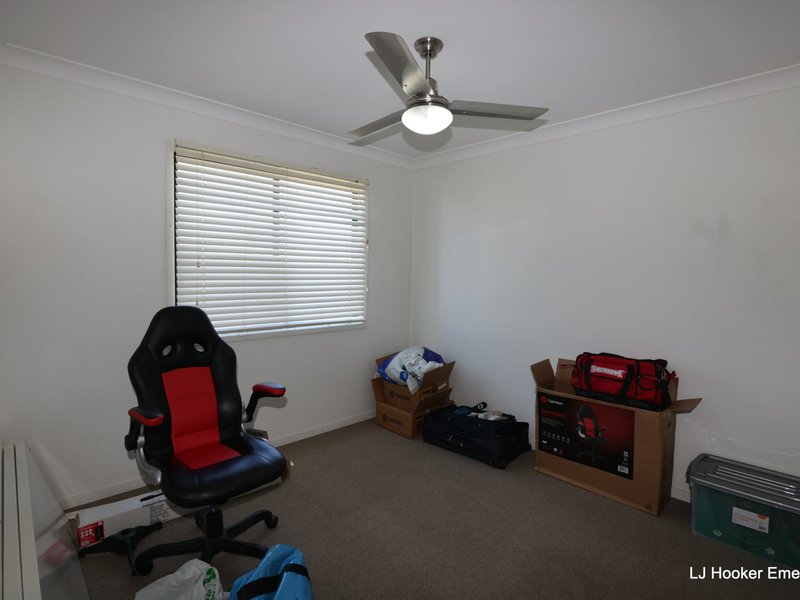 Photo - 5 Whitney Street, Emerald QLD 4720 - Image 8