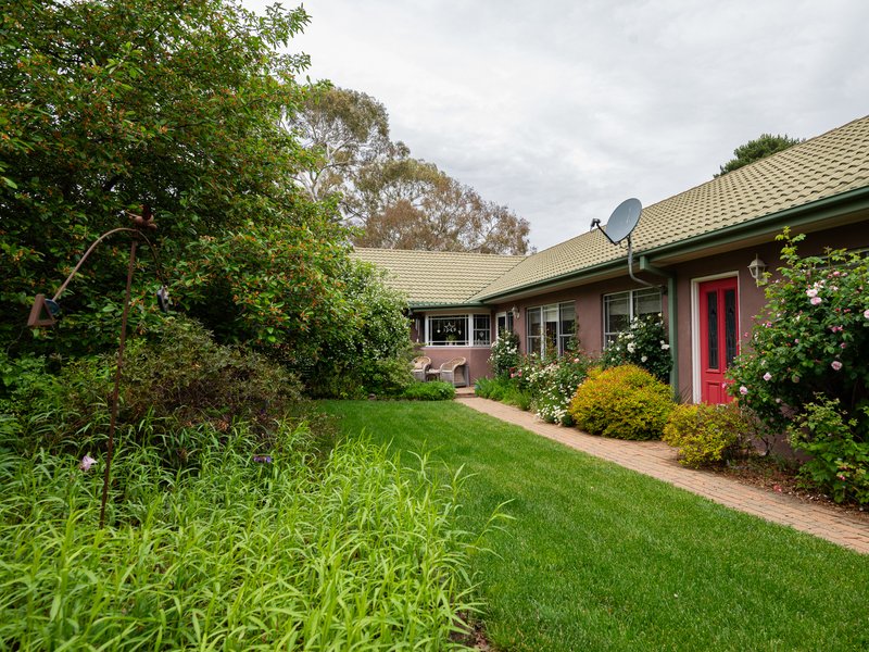 Photo - 5 Whyte Street, Cooma NSW 2630 - Image 1