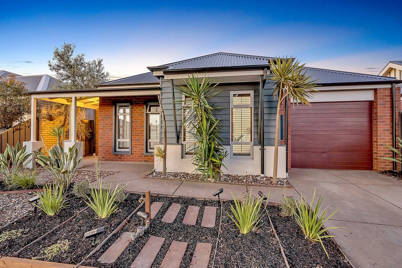 5 Willandra Avenue, Craigieburn VIC 3064