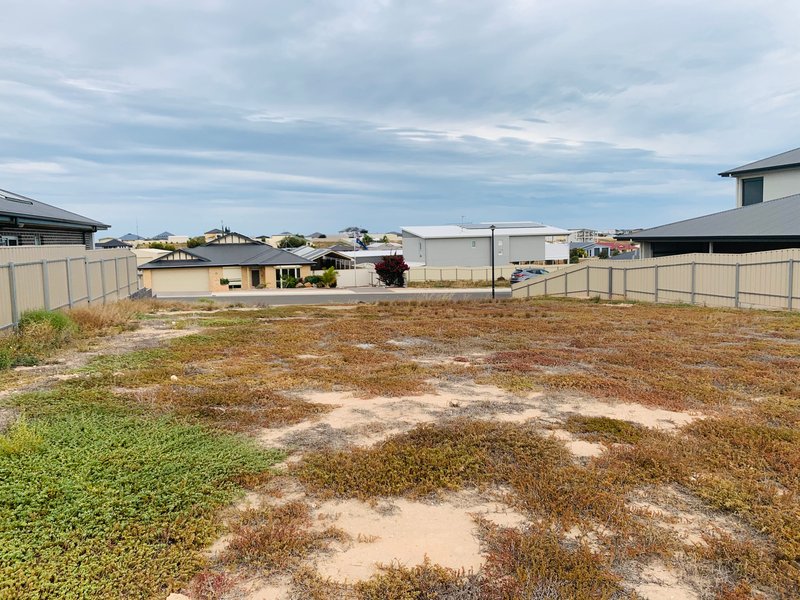 Photo - 5 Willard Street, Moonta Bay SA 5558 - Image 12