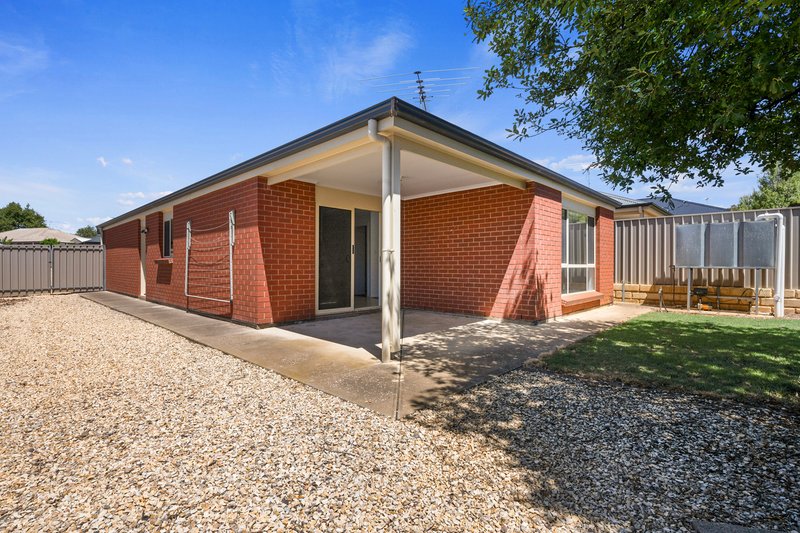 Photo - 5 Willowbark Crescent, Murray Bridge SA 5253 - Image 16