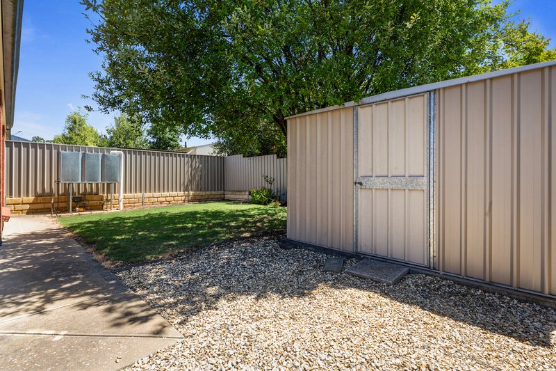 Photo - 5 Willowbark Crescent, Murray Bridge SA 5253 - Image 17