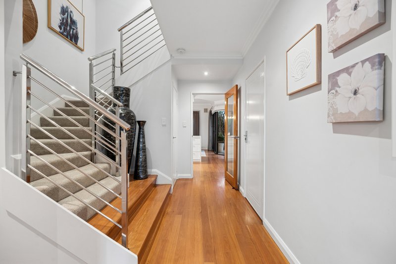 Photo - 5 Wilmot Bend, Madeley WA 6065 - Image 2