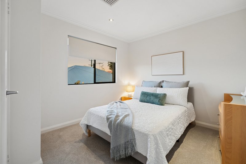 Photo - 5 Wilmot Bend, Madeley WA 6065 - Image 19