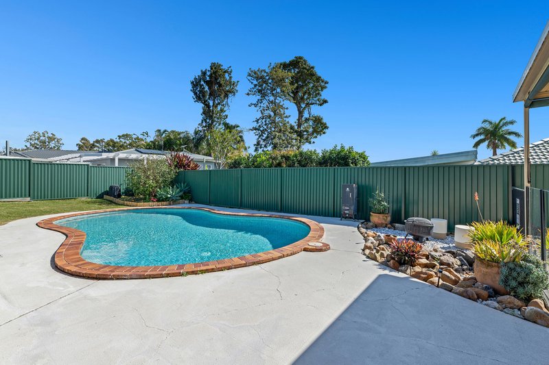 Photo - 5 Wilmot Place, Helensvale QLD 4212 - Image 5