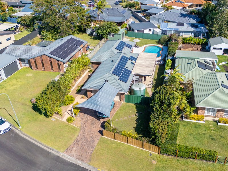 Photo - 5 Wilmot Place, Helensvale QLD 4212 - Image 6