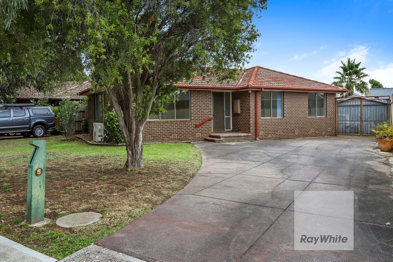 5 Wiltshire Road, Gladstone Park VIC 3043