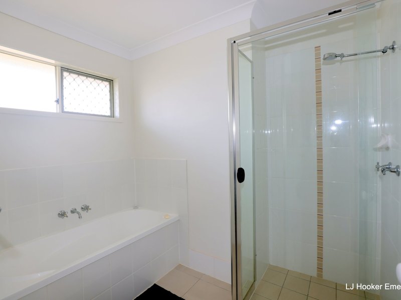 Photo - 5 Windermere Street, Emerald QLD 4720 - Image 12