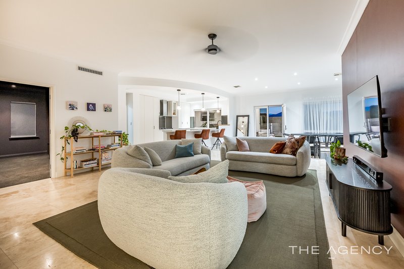 Photo - 5 Windjammer Parkway, Jindalee WA 6036 - Image 8