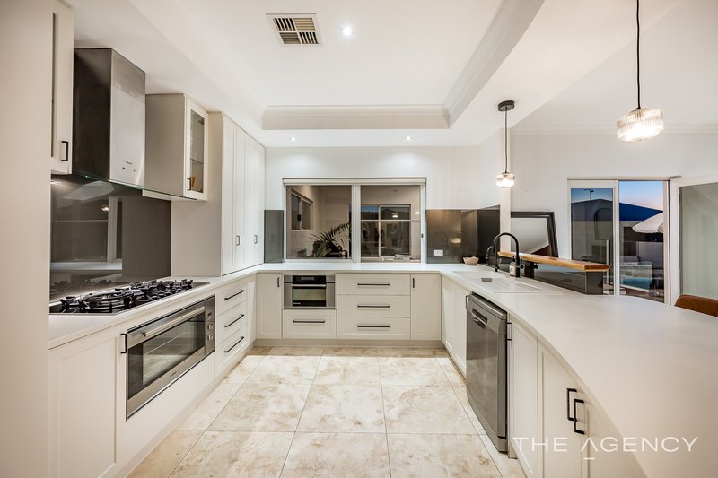 Photo - 5 Windjammer Parkway, Jindalee WA 6036 - Image 11