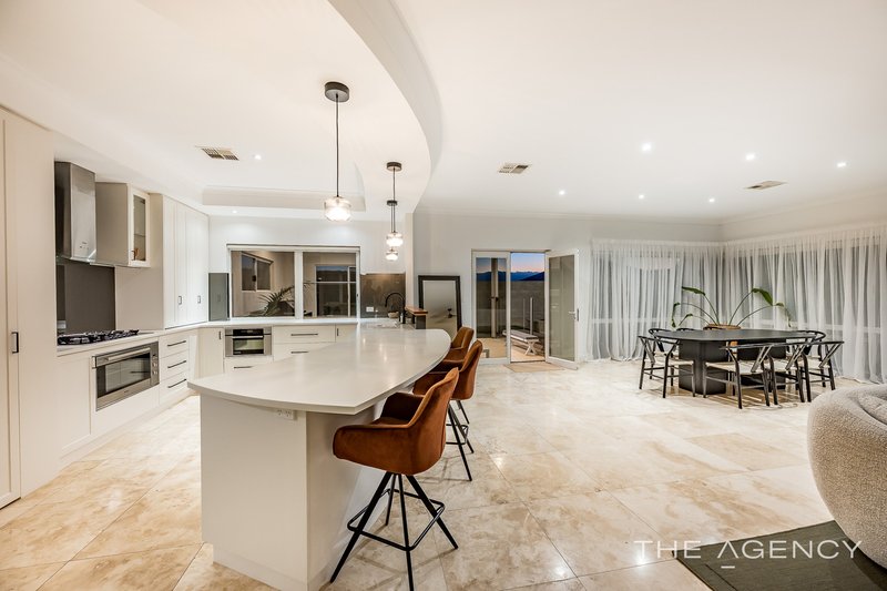 Photo - 5 Windjammer Parkway, Jindalee WA 6036 - Image 12
