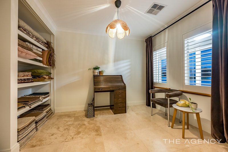 Photo - 5 Windjammer Parkway, Jindalee WA 6036 - Image 19