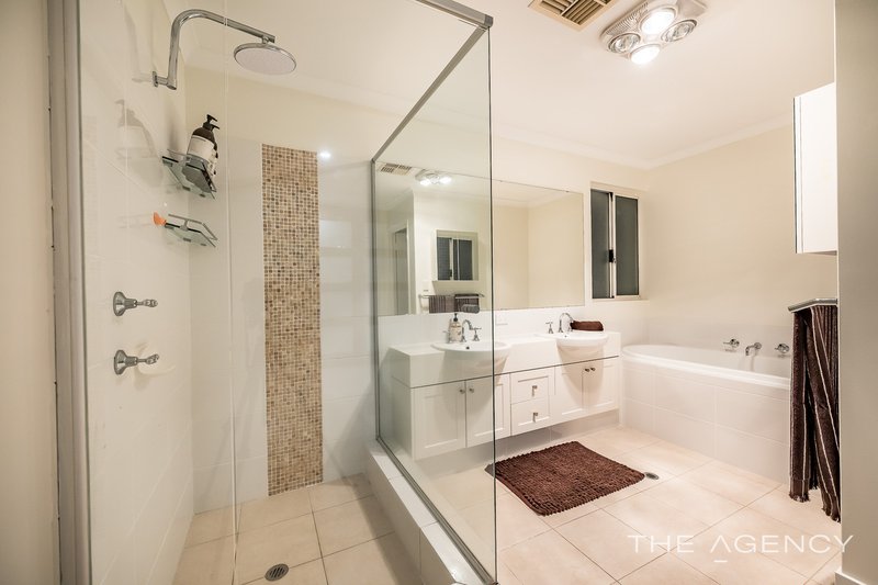 Photo - 5 Windjammer Parkway, Jindalee WA 6036 - Image 24