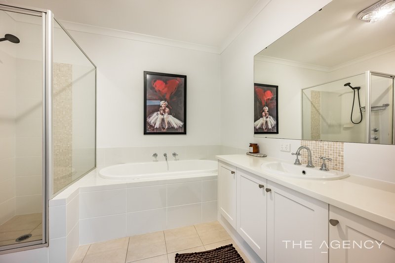 Photo - 5 Windjammer Parkway, Jindalee WA 6036 - Image 28
