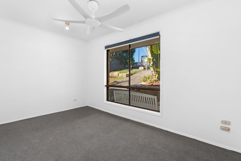 Photo - 5 Windsor Place, Molendinar QLD 4214 - Image 6