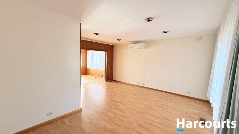 Photo - 5 Wingrove Street, Forest Hill VIC 3131 - Image 2