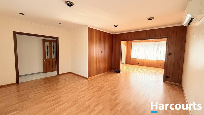 Photo - 5 Wingrove Street, Forest Hill VIC 3131 - Image 3