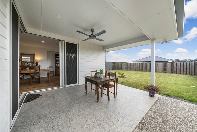 Photo - 5 Wingrove Street, Highfields QLD 4352 - Image 17