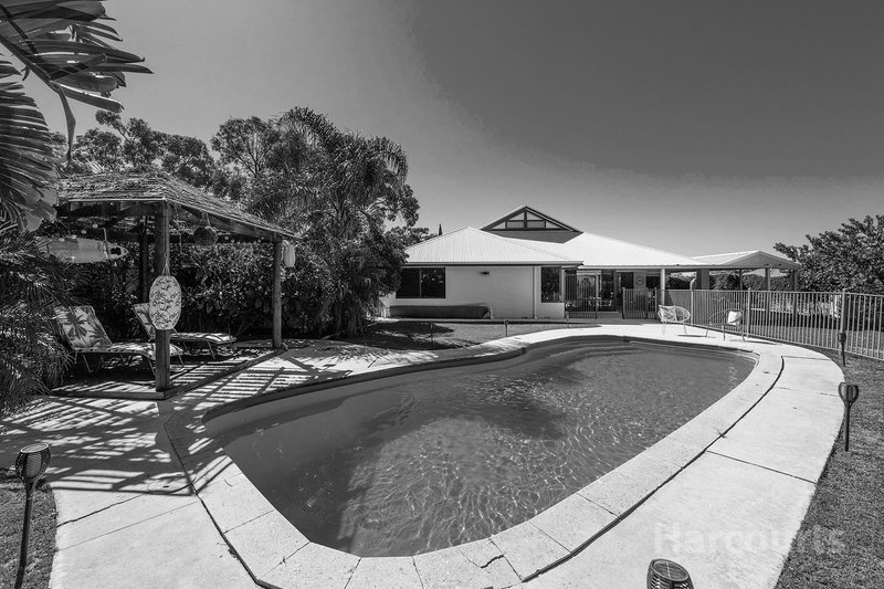 5 Wirra Lane, Lakelands WA 6180