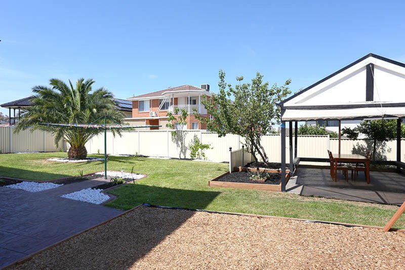 Photo - 5 Wise Way, Roxburgh Park VIC 3064 - Image 10