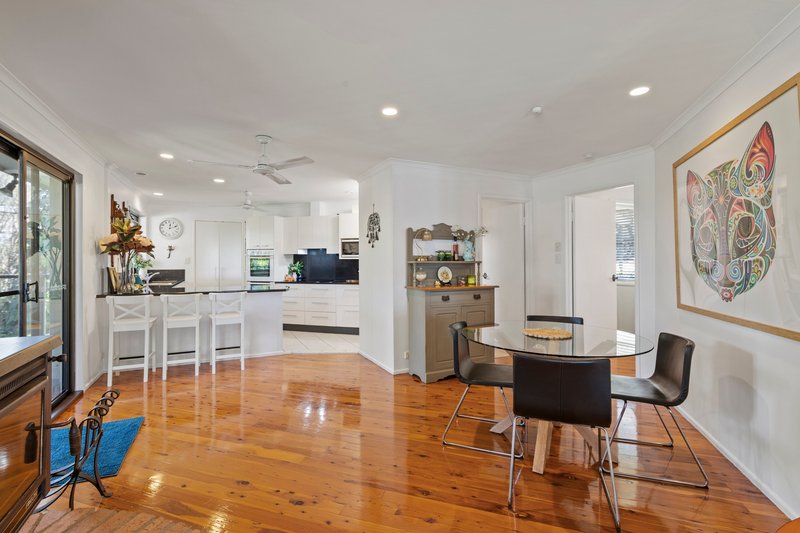 Photo - 5 Witherby Crescent, Tamborine Mountain QLD 4272 - Image 9