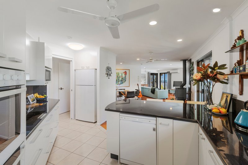 Photo - 5 Witherby Crescent, Tamborine Mountain QLD 4272 - Image 11