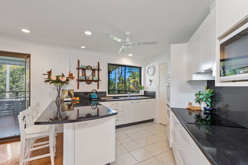 Photo - 5 Witherby Crescent, Tamborine Mountain QLD 4272 - Image 12