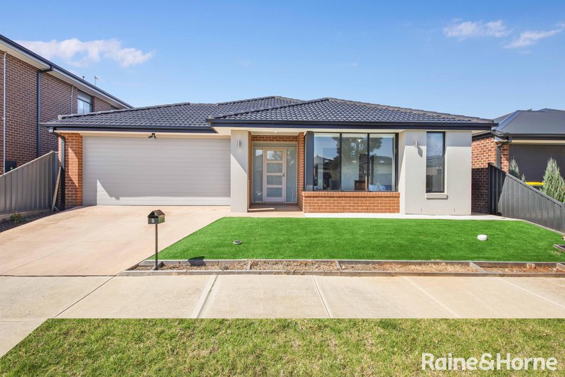 Photo - 5 Wolfson Street, Tarneit VIC 3029 - Image 2