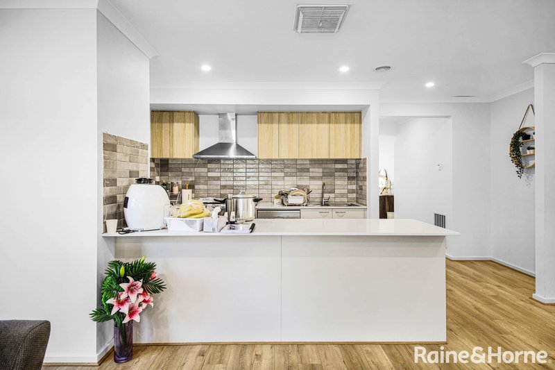 Photo - 5 Wolfson Street, Tarneit VIC 3029 - Image 3