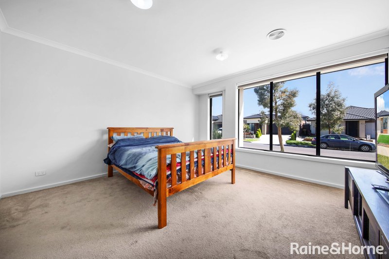 Photo - 5 Wolfson Street, Tarneit VIC 3029 - Image 12