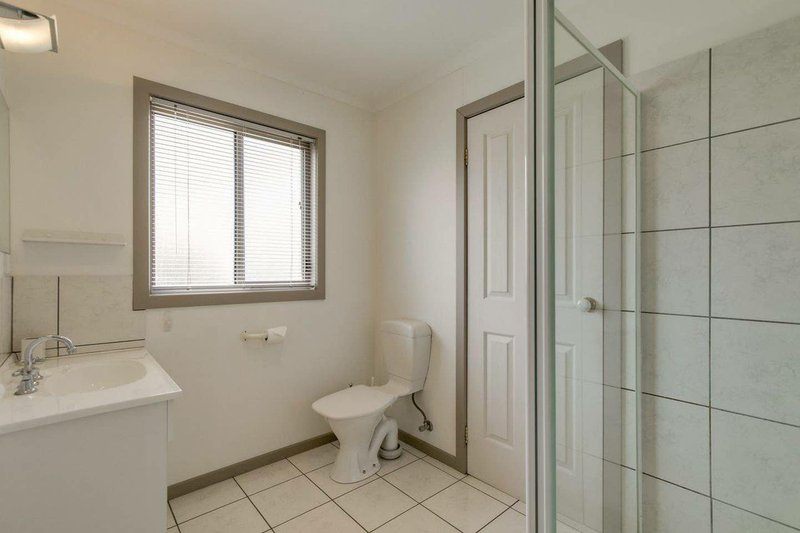 Photo - 5 Wood Street, Metung VIC 3904 - Image 7