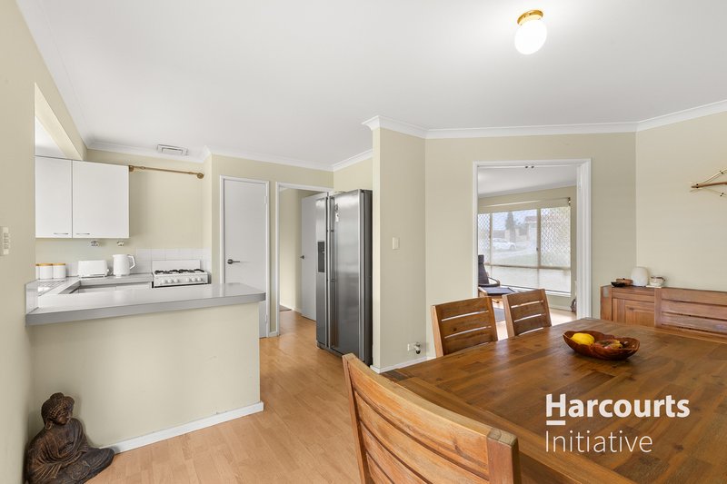 Photo - 5 Woodbine Terrace, Mirrabooka WA 6061 - Image 4